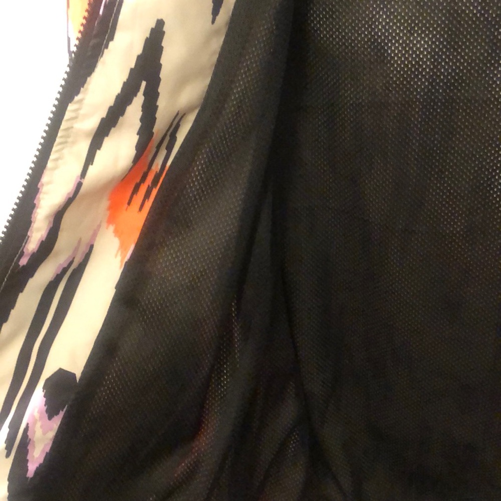 Volcom Enemy Lines Water Resistant Windbreaker - image 5